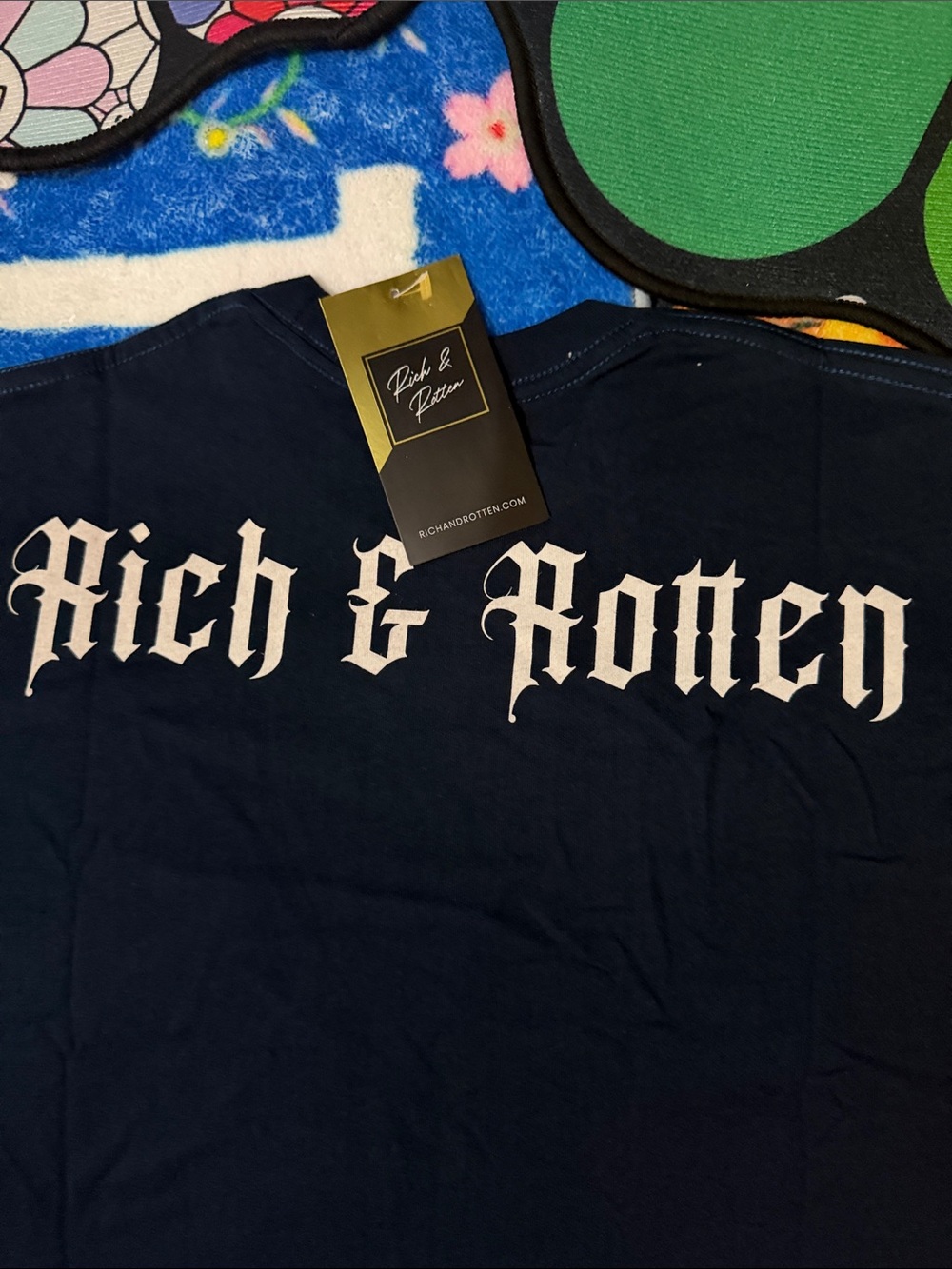 Rich & Rotten Signature Graphic Tee - Picture 7 of 9